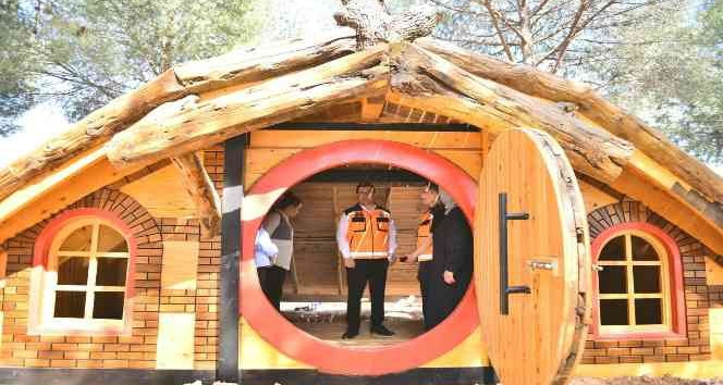 Orman Kütüphanesi açılmak için gün sayıyor