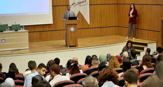 ÇAKÜ’de ‘lisansüstü felsefe kongresi’ düzenlendi