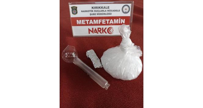 Kırıkkale’de uyuşturucu madde ile yakalanan şahıs tutuklandı.