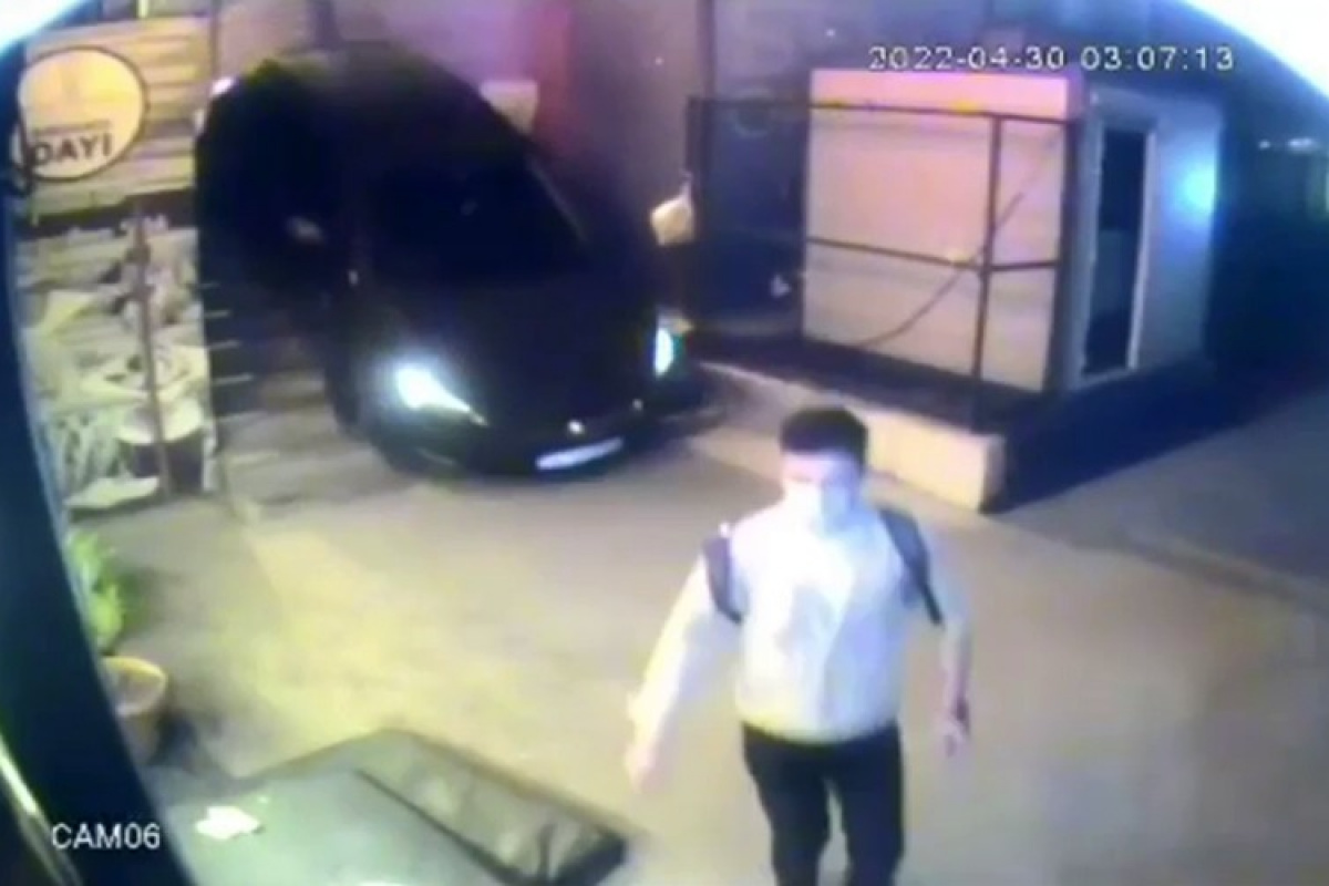 Küçükçekmece’de inanılmaz görüntü: Otomobille merdivenden indi