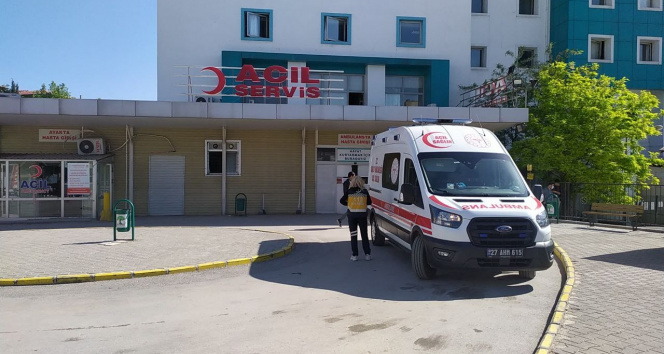 Hasta yakınları ambulansı kaçırmak istedi