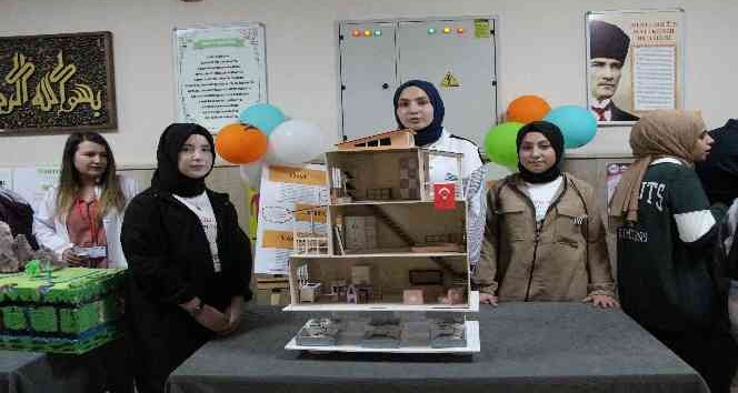 Siirt’te Bilim Fuarı’nda öğrencilerin 22 projesi tanıtıldı