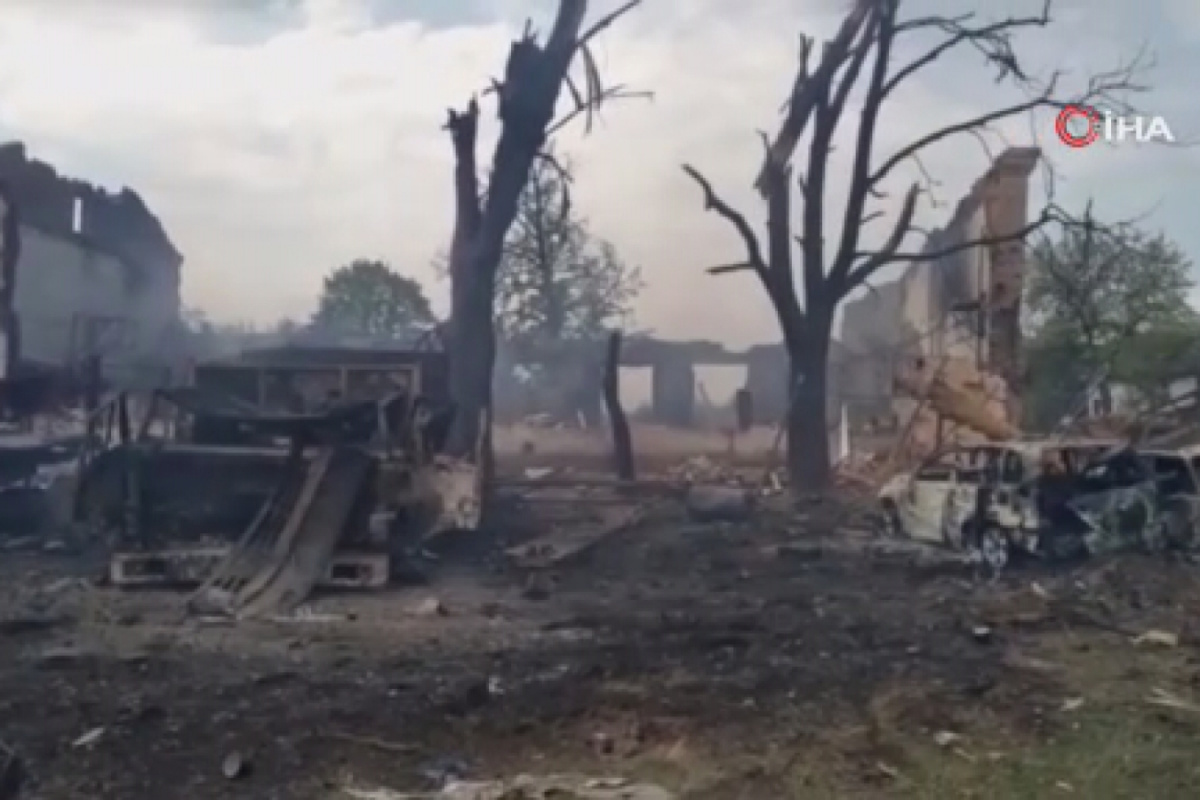 Rusya Çernihiv’de ortaokul ile yatılı okulu vurdu: 3 ölü