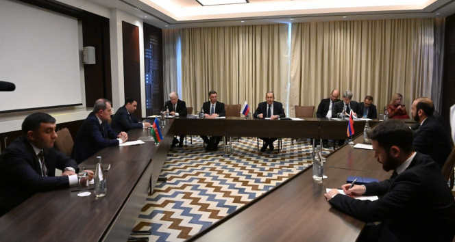 Azerbaycan, Rusya ve Ermenistan Dışişleri Bakanlarından üçlü görüşme