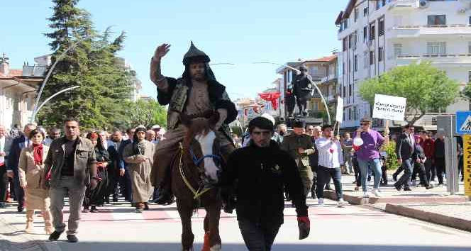 Karaman’da 745. Türk Dil Bayramı kutlamaları başladı