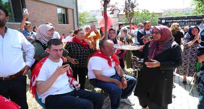 Özel bireylerin asker eğlencesi hayali gerçek oldu