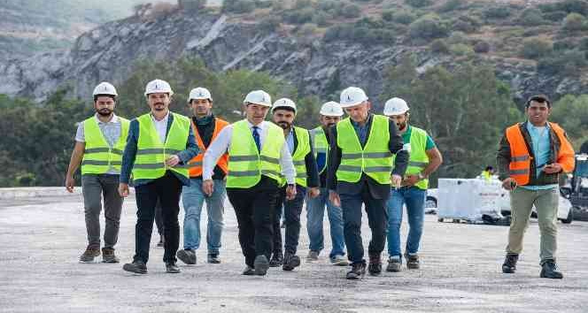 İzmir Büyükşehir Belediyesinden yol yatırımları için dev bütçe