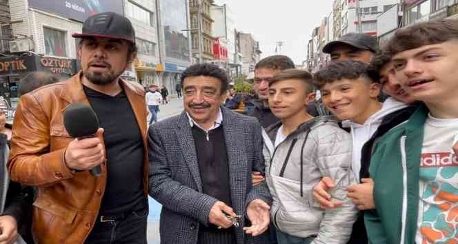 Hakkı Bulut yeni besteleriyle sevenlerinin karşısında olacak