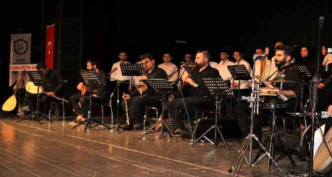 Elazığ’da Türk Halk Müziği Konseri mest etti