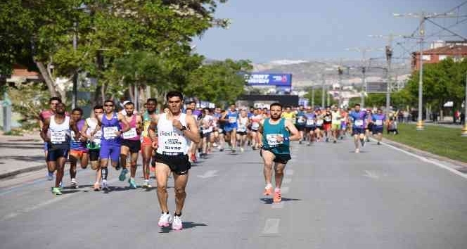 Konya’da yarı maraton coşkusu