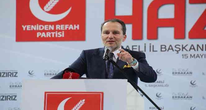 Fatih Erbakan, Kocaeli’de partisinin il kongresine katıldı
