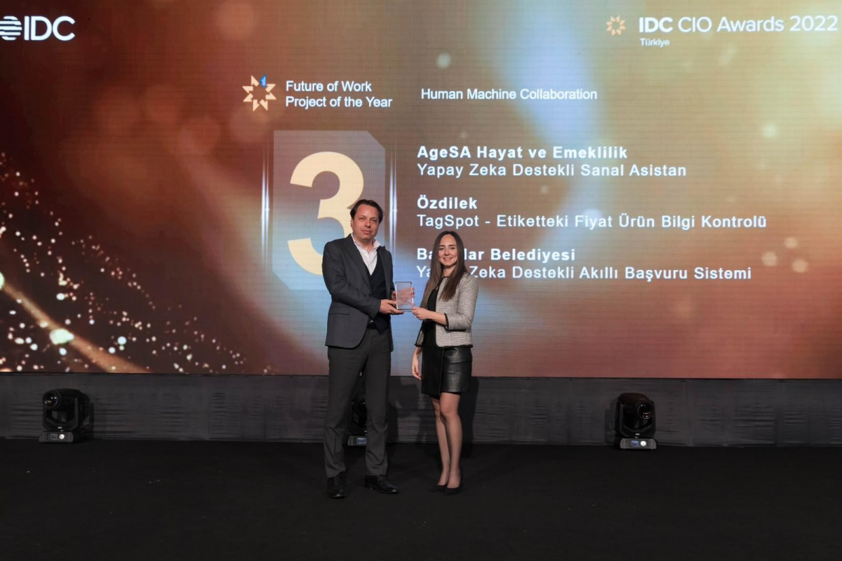 IDC Türkiye CIO 2022 Zirvesi'nde Bağcılar Belediyesine ödül
