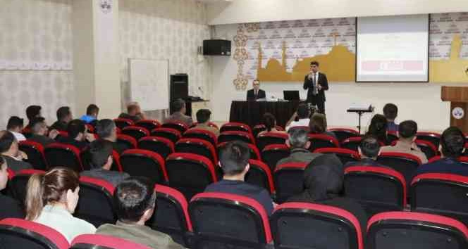 Elazığ’da belediye personeline Kamu İhale Kanunu eğitimi verildi