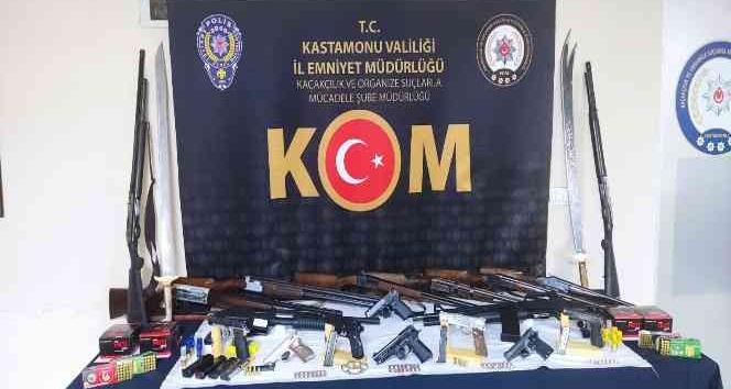 Kastamonu’da ’kaçak silah’ operasyonu: 20 gözaltı