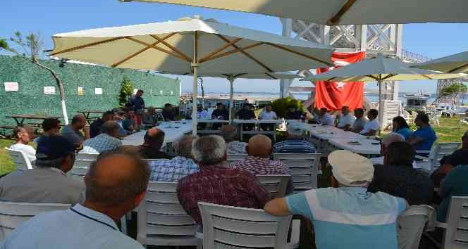 Aliağa’da balıkçıları bilgilendirme toplantısı düzenlendi