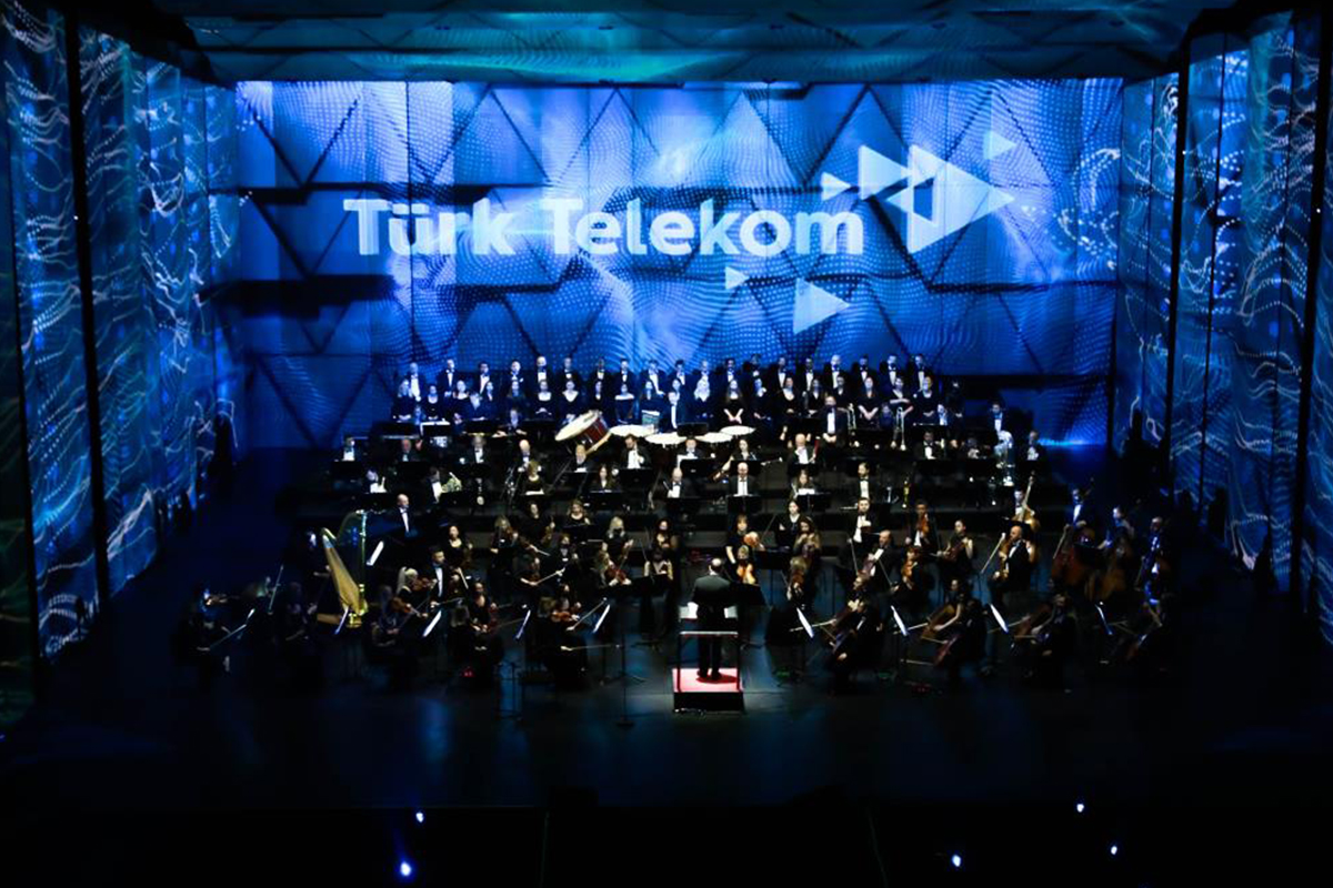 AKM'in Türk Telekom Opera Salonu'nda gala gecesine özel performans