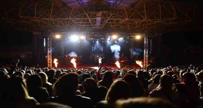 Tan Taşçı yoğun ilgi gördü