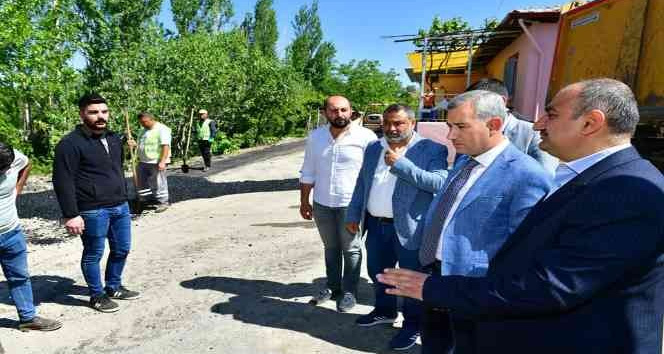 Başkan Çınar, yol yenileme çalışmalarını inceledi