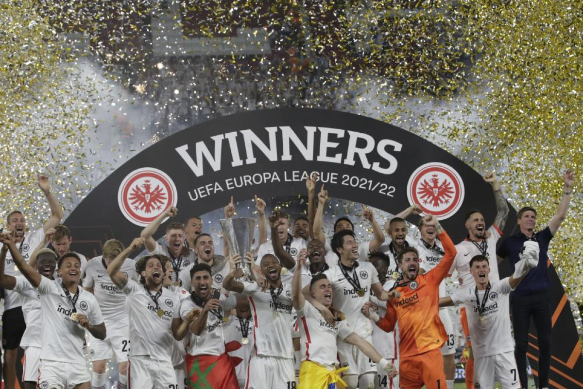 UEFA Avrupa Ligi şampiyonu E. Frankfurt