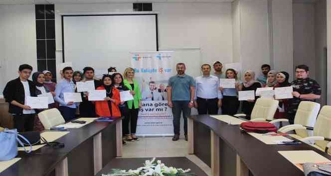 Üniversitede “İş Kulübü Eğitimi” gerçekleştirildi