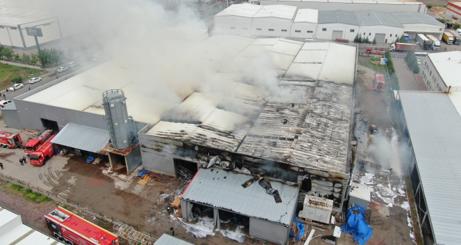 Kayseride fabrika yangını