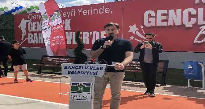 Bahçelievler’de tamamlanan iki park hizmete açıldı