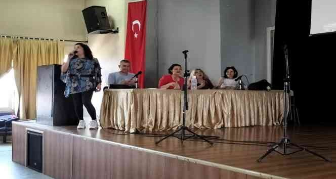 İzmir’de Geleneksel Gençlik Günleri düzenlendi