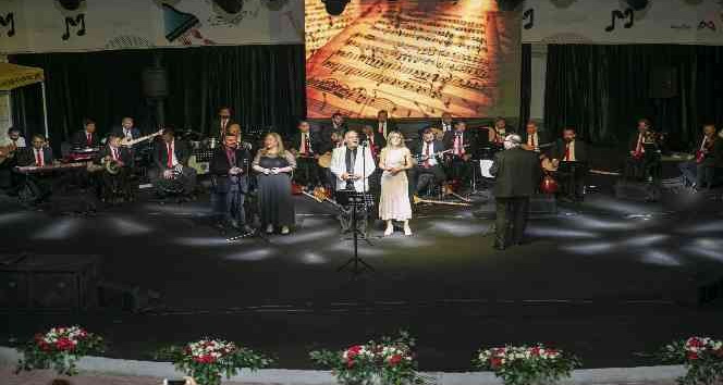 Mersin Büyükşehir Belediyesinden ‘Yıldızların Altında’ konseri