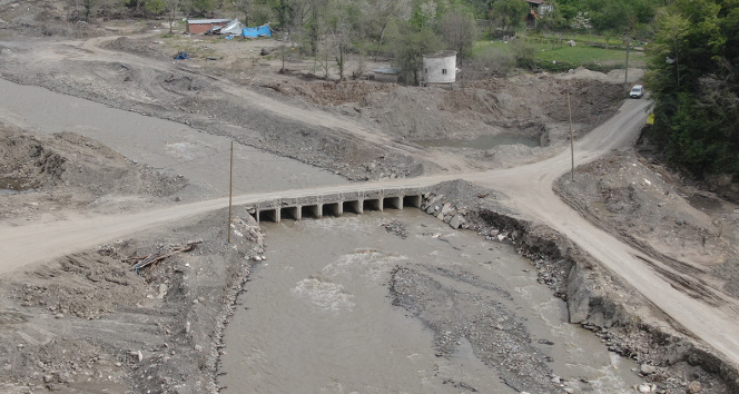 Selin yıktığı Bozkurtta köprüler yeniden inşa ediliyor