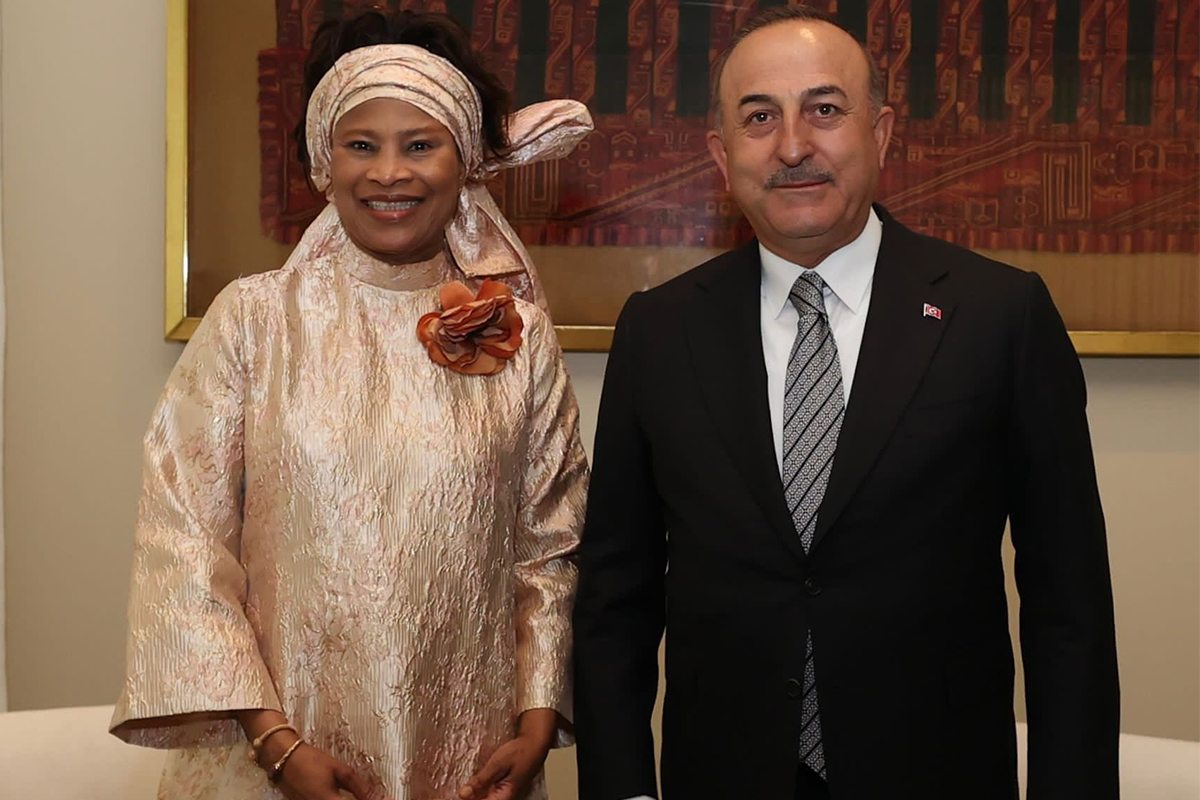 Dışişleri Bakanı Çavuşoğlu, Senegal Dışişleri Bakanı Sall ile bir araya geldi