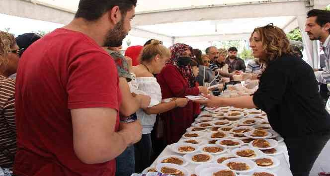 Mersin’de Türk Mutfağı Haftasının açılışı fındık lahmacunla yapıldı