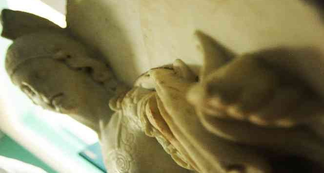Paha biçilmez ’Baş Melek Mikail’ kabartması arkeoloji müzesinin gözdesi olacak