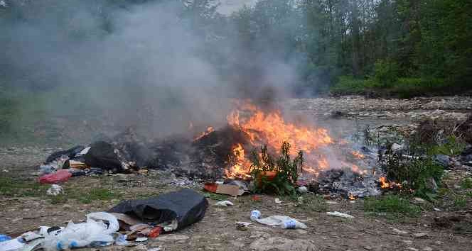 Sinop’ta tonlarca çöpün geri dönüşüme kazandırılmadan yakılmasına tepki
