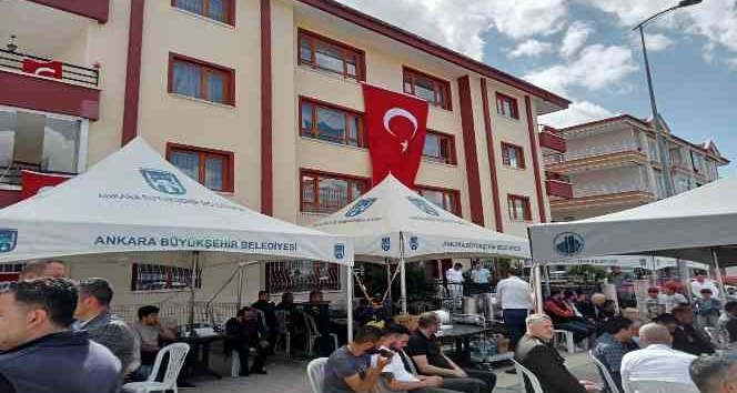 Şehit Onur Doğan’ın baba evi Türk bayraklarıyla donatıldı