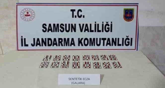 Jandarma ekipleri 224 adet sentetik ecza ele geçirdi