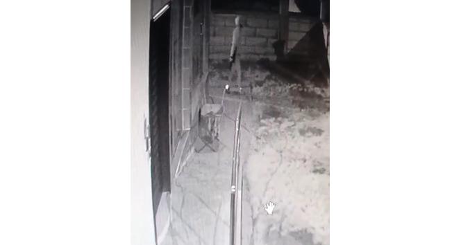 Iğdır’da ’silahlı hırsızlık girişimi’ güvenlik kamerasına yansıdı