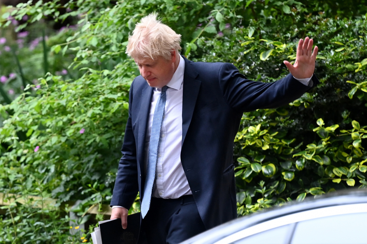 İngiltere Başbakanı Johnson, Partygate skandalı sonrası istifa etmeyecek