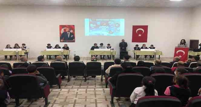 Çıldır’da bilgiler kıyasıya yarıştı