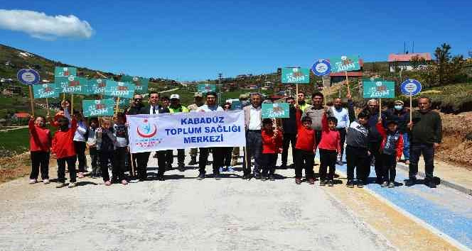2 bin rakımlı yaylada sağlık yürüyüşü