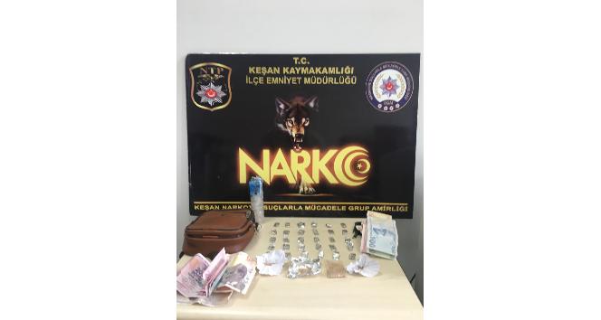 Keşan’da 3 adrese uyuşturucu operasyonu