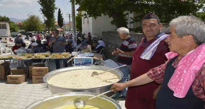 Etli aş sofrasında yağmur duası yapıldı