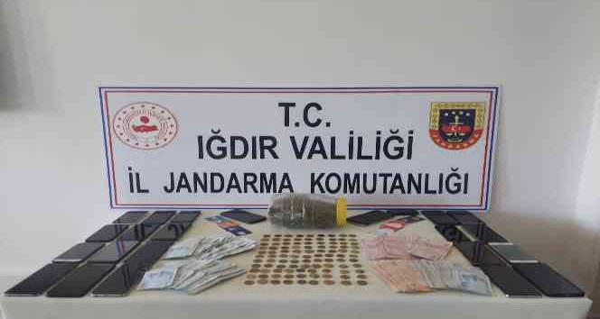 Iğdır’da aralarında kamu personelinin de bulunduğu 31 kişiye dolandırıcılık operasyonu