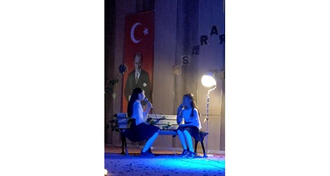’Sararmış Yapraklar’ müzikli şiir dinletisi düzenlendi