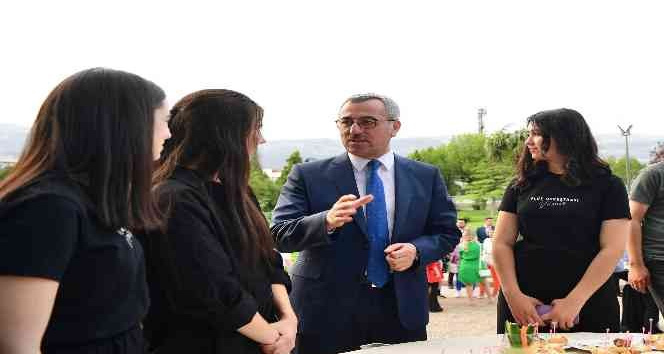 Güngör: "Genç ve tecrübeli işadamlarıyla iş birliğini önemsiyoruz"