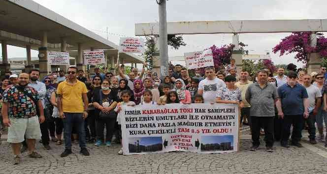 TOKİ’nin konut inşaatı Karabağlar Belediyesi’nin itirazları nedeniyle başlayamadı