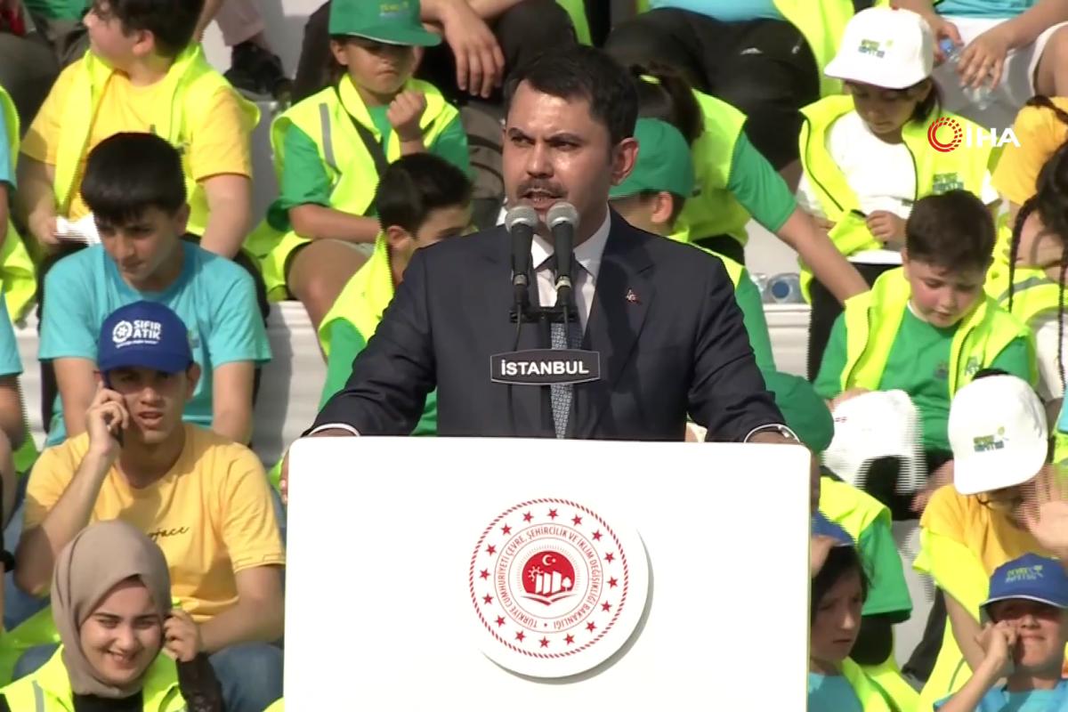 Atatürk Havalimanı Millet Bahçesi'nde konuşan Bakan Kurum: “Yeşile sevdalı olanlar kazanacak”