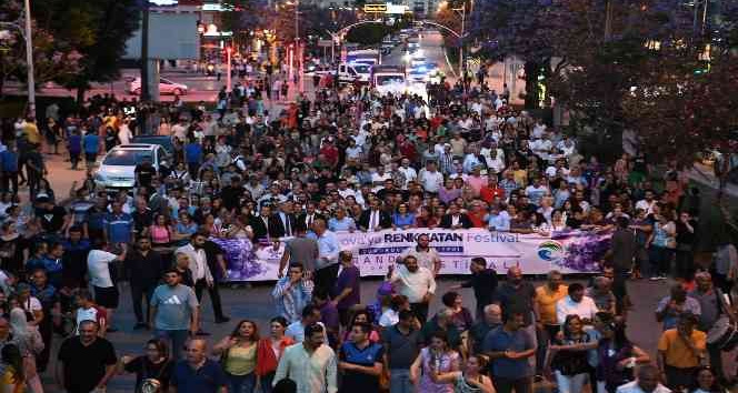 Çukurova’yı renklendiren festival