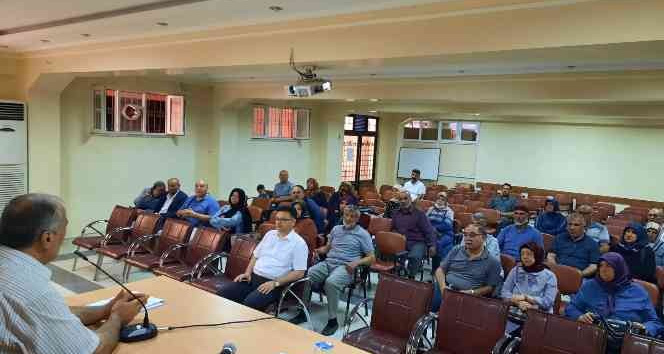 Hacı adaylarına eğitim semineri başladı