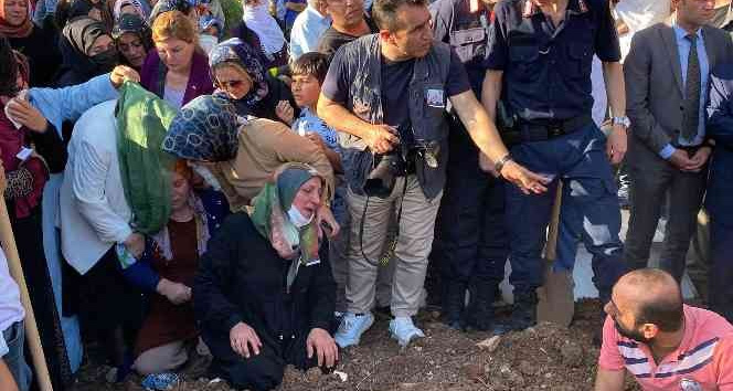 Şehit Uzman Çavuş Serttaş Diyarbakır’da gözyaşları arasında son yolculuğuna uğurlandı
