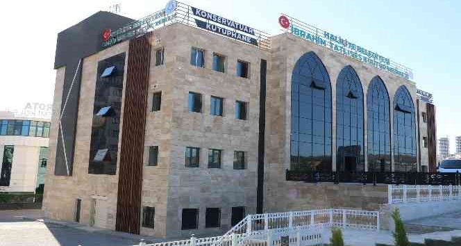 İbrahim Tatlıses Kültür Merkezinde sona doğru